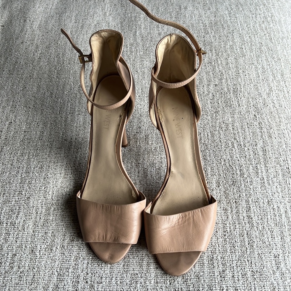 Nine West Nude Strappy Heels. Womens size 7.5